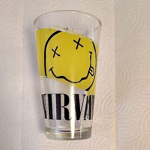 NIRVANA 2018 Smiley Face Print 16 Ounce Glass Tumbler - Picture 1 of 14